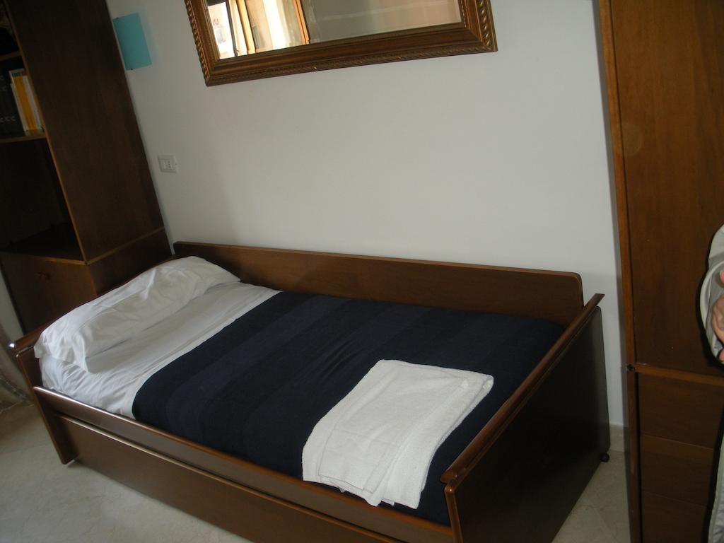 Bed and Breakfast Casa Garbata Roma Camera foto